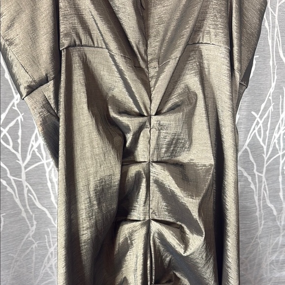 R&M RICHARDS SILVER HALTER GOWN SIZE 16 – BEADED NECKLINE - Picture 11 of 12